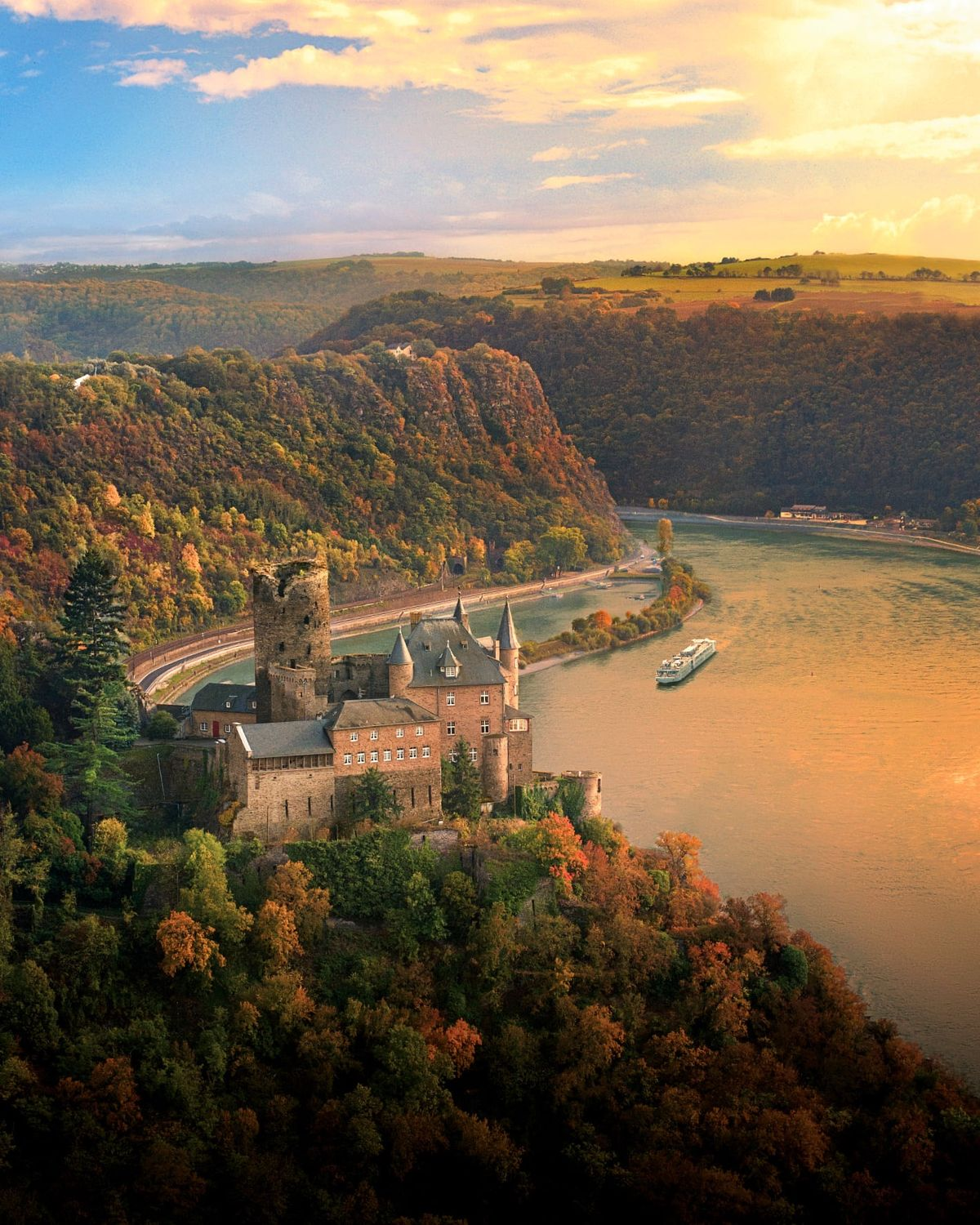Traditional dishes of Germany's Rhine region: sauerbraten, reibekuchen, himmel und aad and Rhineland specialities