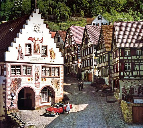 The beautiful medieval centre of Freiburg im Breisgau, gateway to the Black Forest, with its famous Gothic Munster cathedral