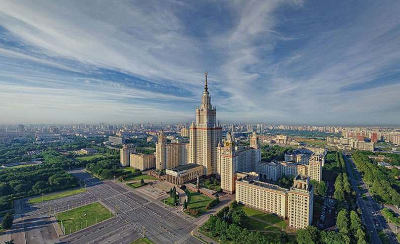 The panoramic view of Moscow from Sparrow Hills, with the bend in the Moscow River in the foreground, the Kremlin in the middle distance and the towers of Moscow City on the horizon