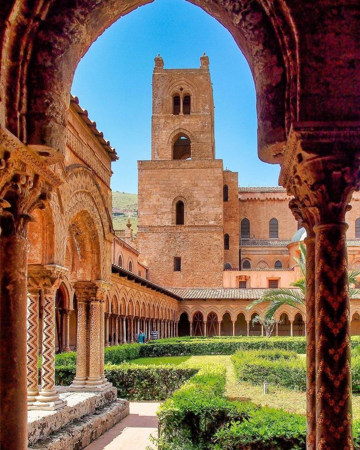 The immense golden mosaics of Monreale Cathedral, the largest Byzantine mosaic cycle in the world