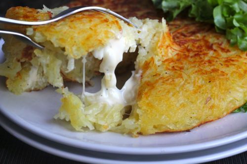 Swiss rösti: golden-brown crispy potato cakes, a classic dish of the German-speaking Swiss cantons